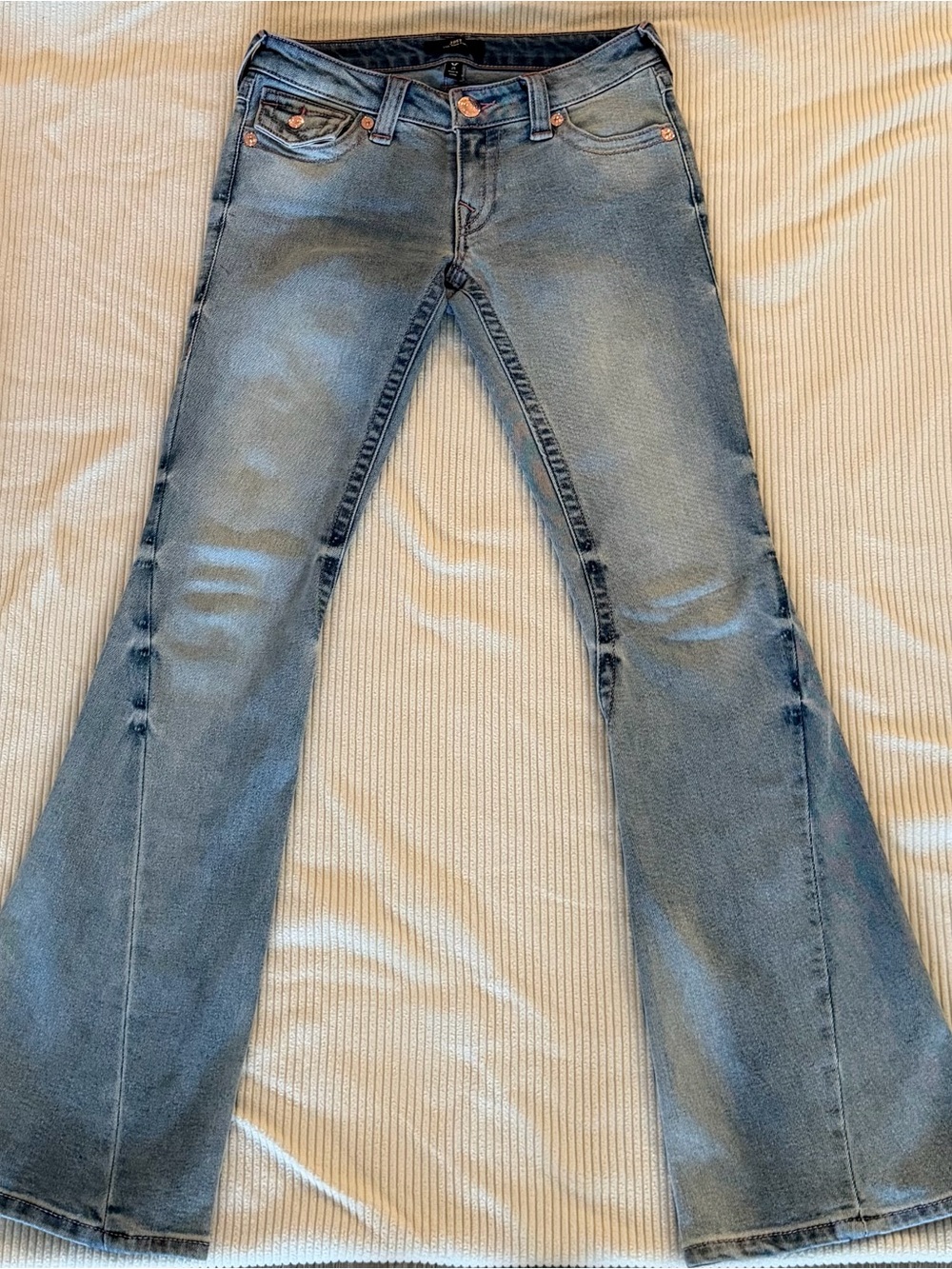True Religion Joey Low Rise Flap Flare Jeans in Salt Water, size 25.
